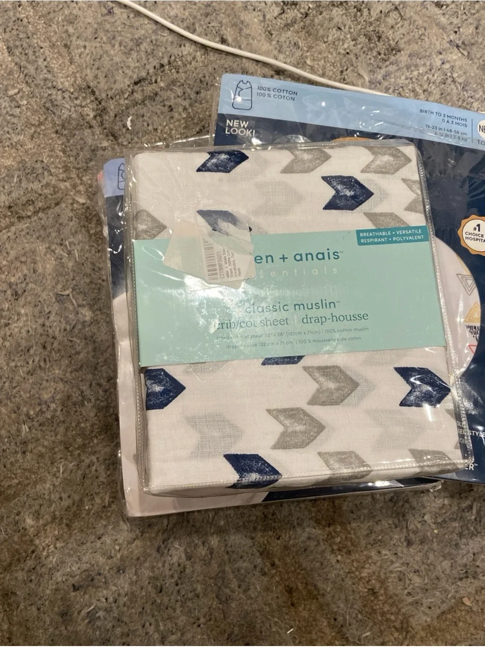Brand New aden + anais Essentials Denim Wash Arrowhead Crib Sheet Cotton Muslin